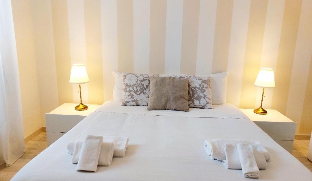 Bbhome Stylish Gold Apartment Near Trastevere Station Рим Экстерьер фото